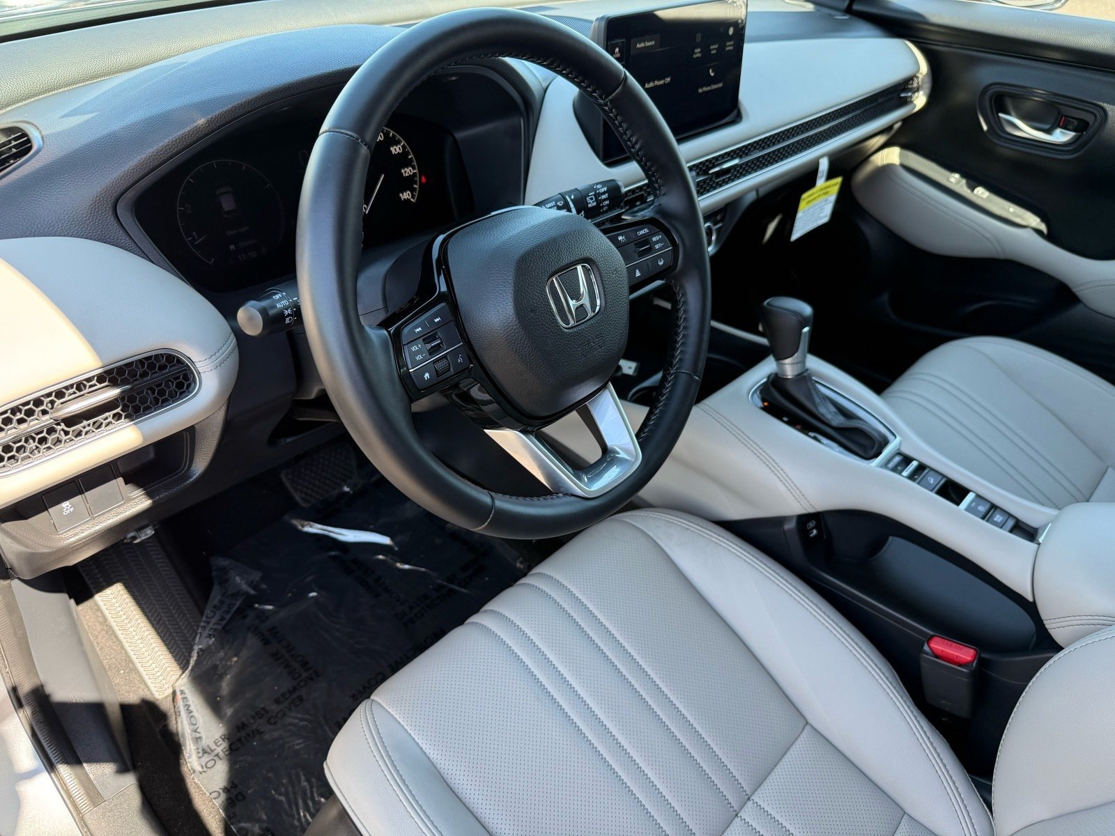 Used 2027 Honda HR-V EX-L image 13