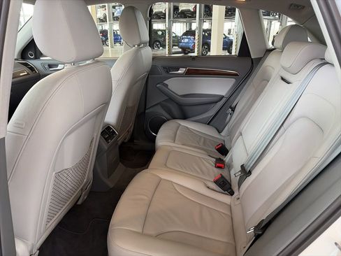 Used 2015 Audi Q5 3.0T Prestige image 8