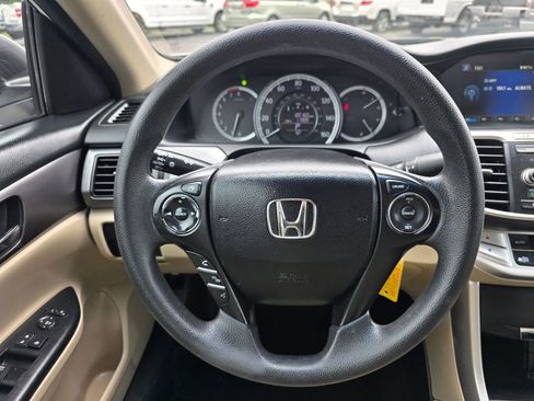 Used 2014 Honda Accord LX image 14
