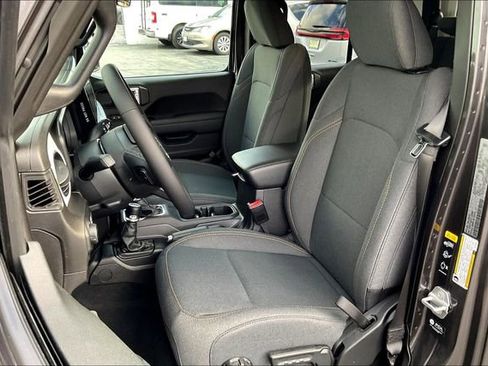 New 2026 Jeep Gladiator Sport image 8