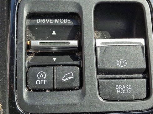 Used 2023 Honda Pilot Touring image 28