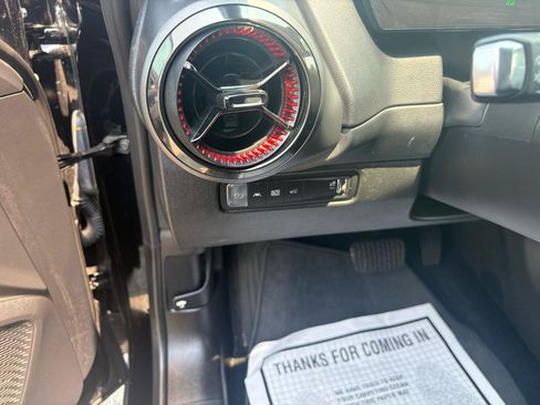 Used 2024 Chevrolet Equinox EV RS FWD image 12