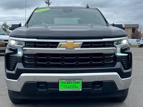 Used 2022 Chevrolet Silverado 1500 LT w/ Z71 Off-Road Package AWD/4WD image 2