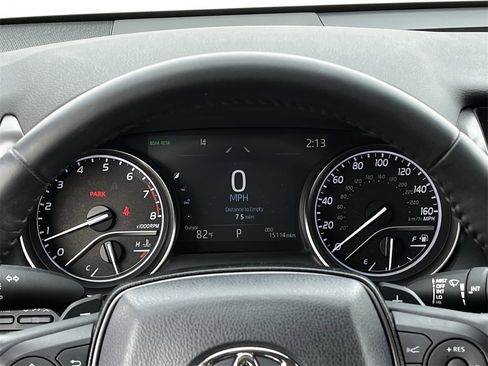 Used 2021 Toyota Camry SE w/ Cold Weather Package image 13