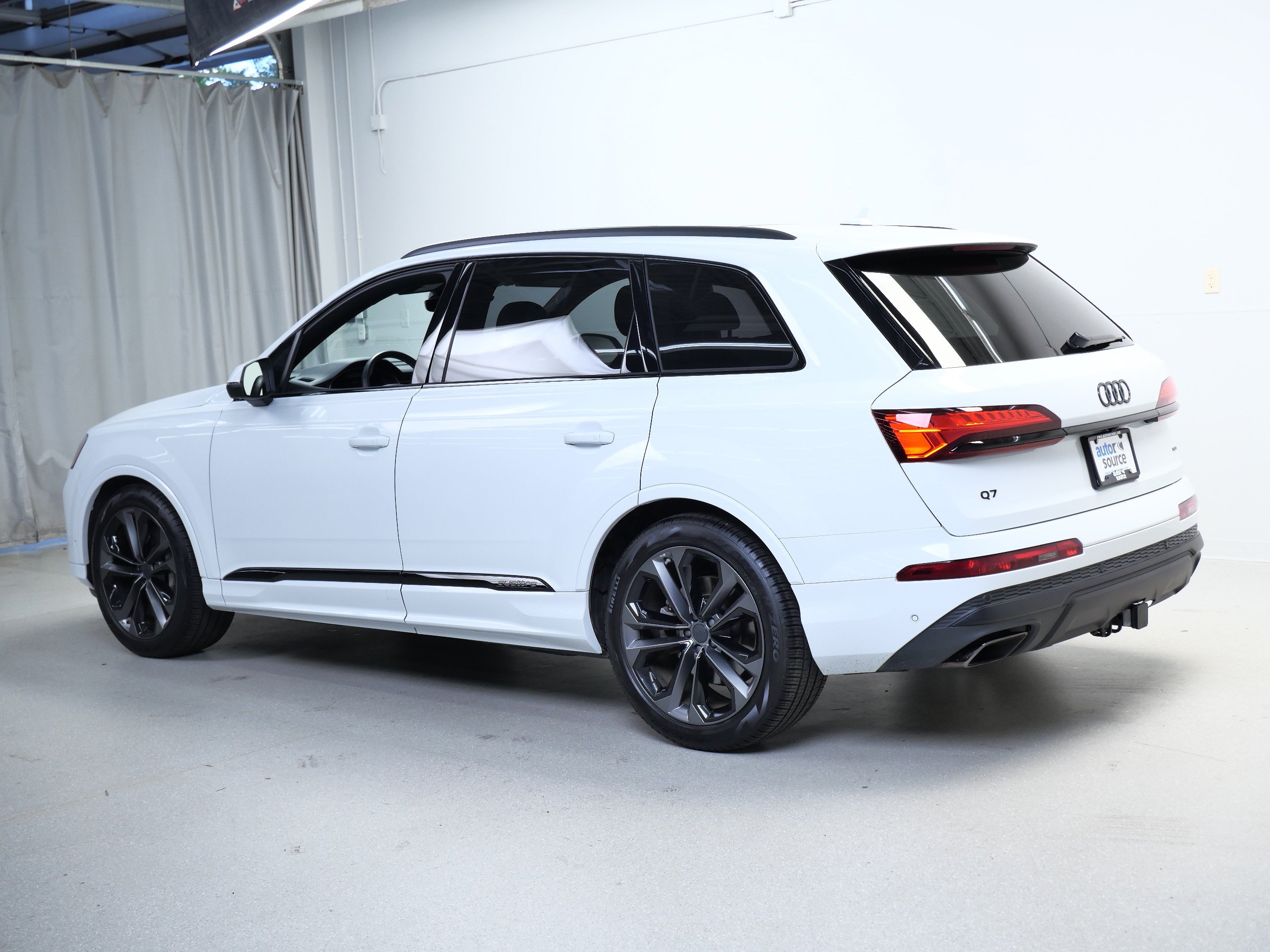 Used 2026 Audi Q7 3.0T Premium Plus w/ Premium Plus Package AWD/4WD image 10