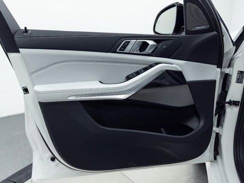 New 2026 BMW X5 xDrive40i w/ M Sport Package image 15