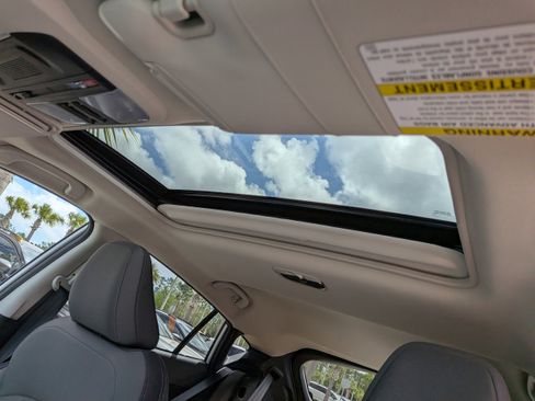New 2026 Subaru Crosstrek 2.0i Premium AWD/4WD image 18