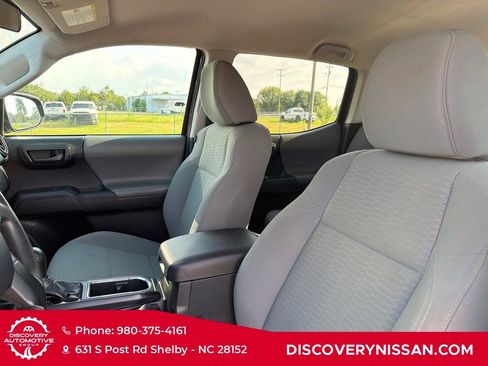 Used 2019 Toyota Tacoma SR w/ SR Convenience Package RWD image 17