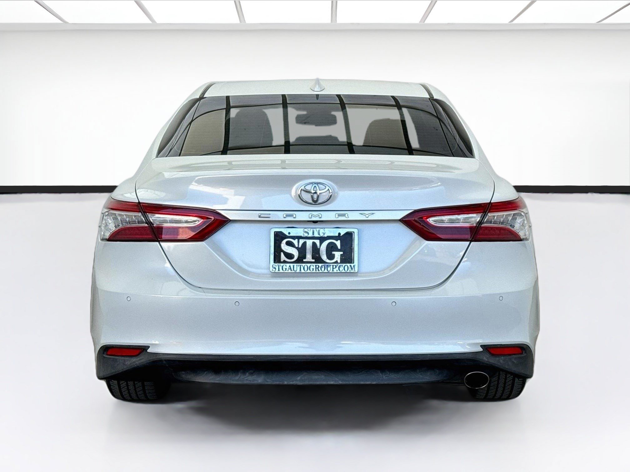 Used 2018 Toyota Camry XLE w/ Audio Package FWD image 5