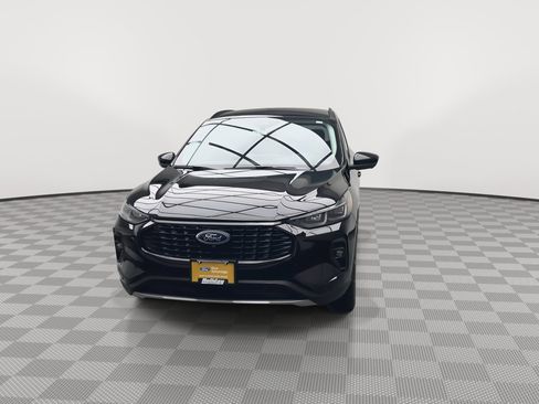 Certified 2024 Ford Escape Platinum image 35