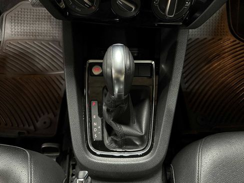 Used 2016 Volkswagen Jetta SEL image 31