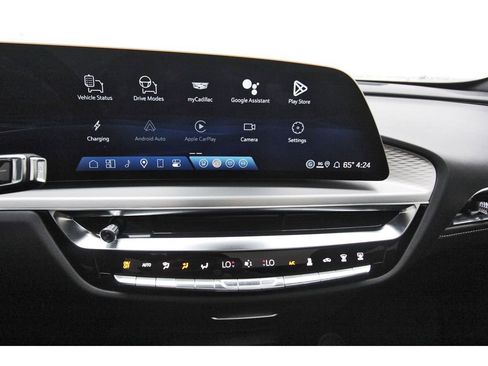 New 2026 Cadillac Lyriq Sport image 16