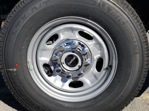 New 2026 Ford F350 XL w/ XL Chrome Package image 27