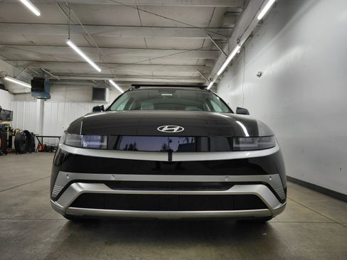 New 2026 Hyundai Ioniq 5 Limited image 23