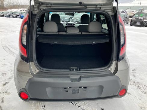 Used 2015 Kia Soul + image 21
