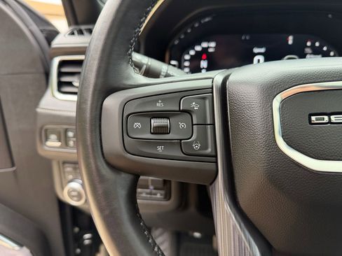 Used 2023 GMC Yukon Denali Ultimate AWD/4WD image 14