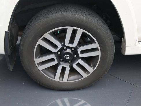 Used 2019 Toyota 4Runner Limited AWD/4WD image 10
