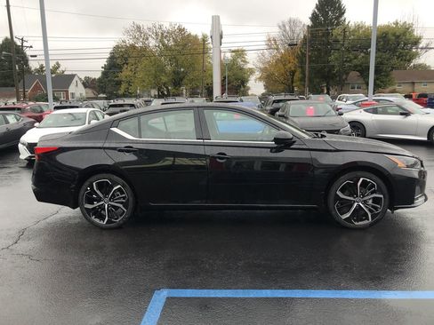 New 2025 Nissan Altima 2.5 SR w/ SR Premium Package image 14