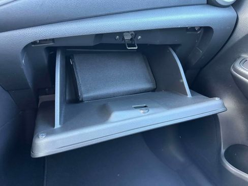 Used 2025 Nissan Versa S w/ Trunk Package image 31