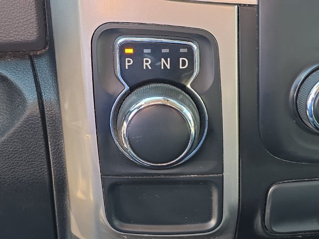 Used 2018 RAM 1500 Classic SLT RWD image 23