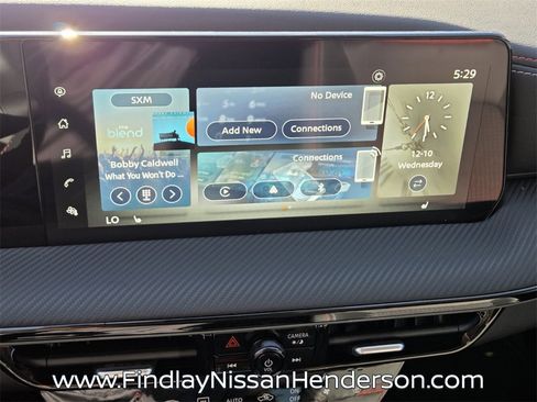 New 2025 Nissan Kicks SR w/ SR Premium Package image 12