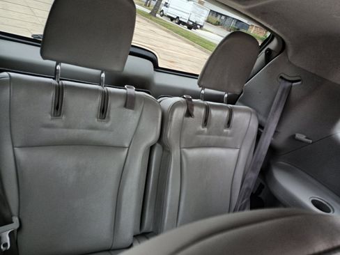 Used 2012 Toyota Highlander FWD image 15