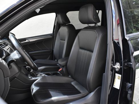 Used 2024 Volkswagen Tiguan SE R-Line AWD/4WD image 14