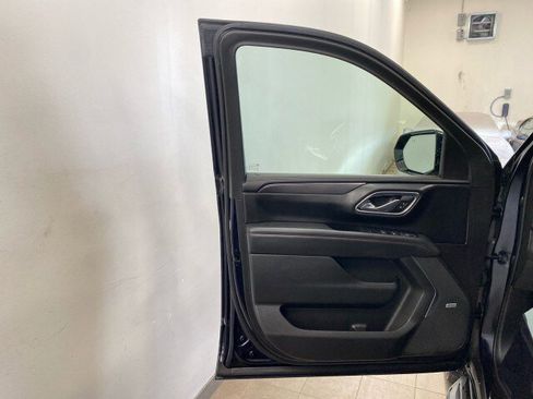 Used 2023 Chevrolet Tahoe RST w/ Luxury Package image 15