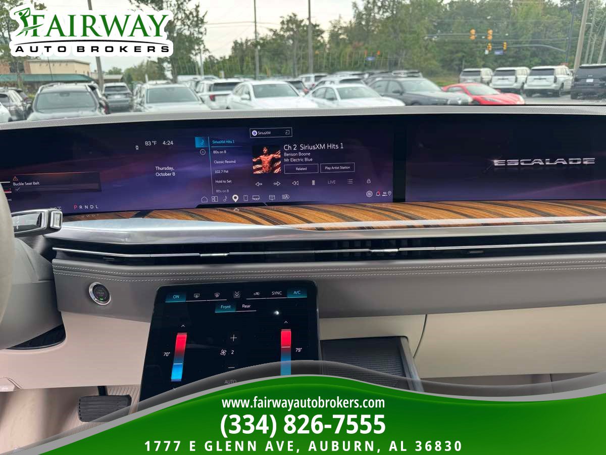 Used 2026 Cadillac Escalade Platinum Sport w/ LPO, ONYX Package AWD/4WD image 23