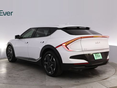 Used 2025 Kia EV6 Light w/ Light LR Technology Package RWD image 17
