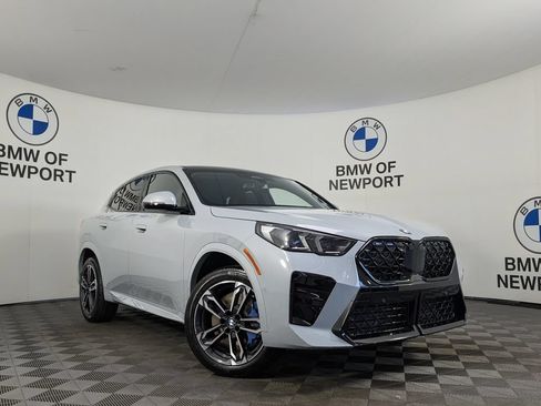 New 2026 BMW X2 xDrive28i w/ M Sport Package AWD/4WD image 3