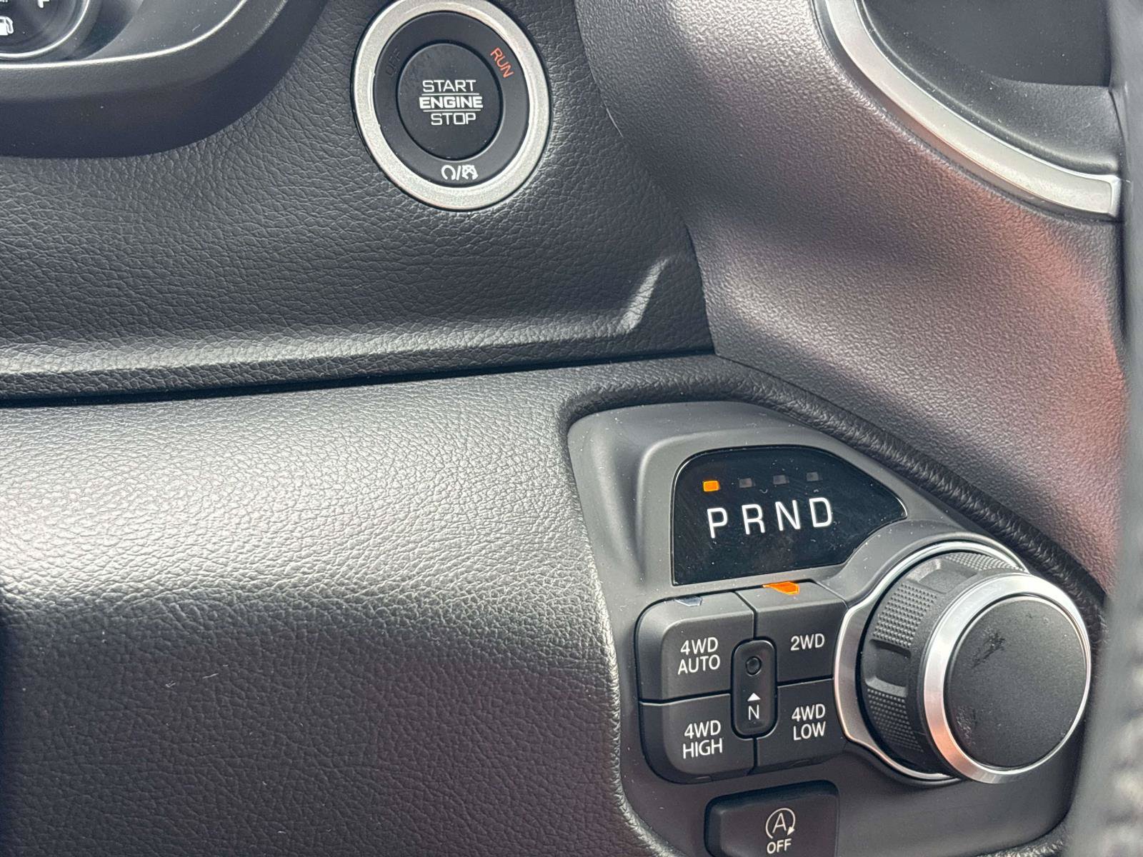 Used 2025 RAM 1500 Big Horn AWD/4WD image 30