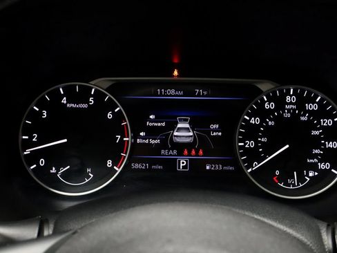 Certified 2024 Nissan Sentra SV FWD image 27