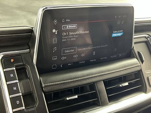 Used 2023 GMC Yukon XL SLT image 17