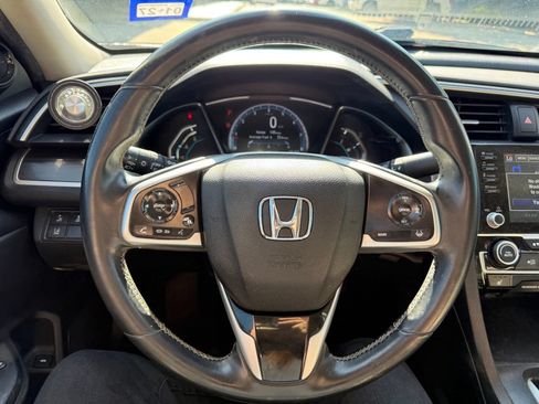 Used 2020 Honda Civic EX image 11