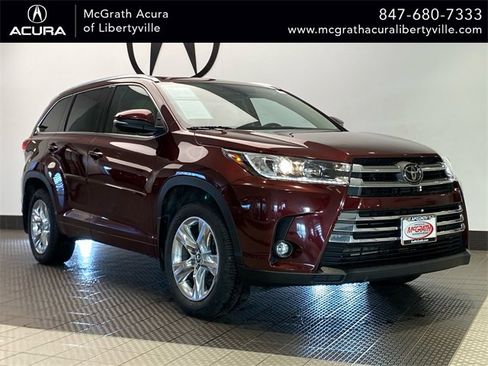 Used 2019 Toyota Highlander Limited image 1