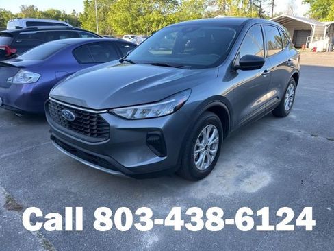 Used 2025 Ford Escape Active image 4