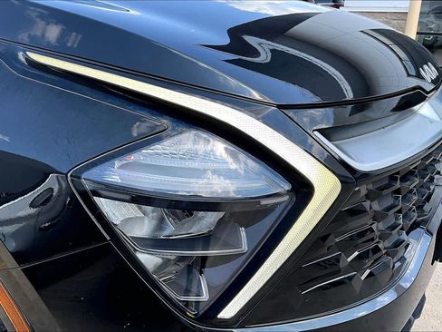 Used 2023 Kia Sportage SX image 27