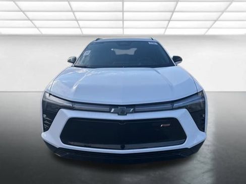 Used 2024 Chevrolet Blazer EV RS image 2