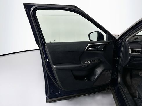 Used 2023 Mitsubishi Outlander SE image 15