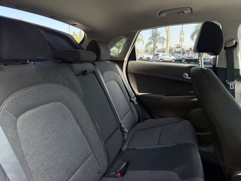 Used 2022 Hyundai Kona SEL w/ Cargo Package image 19