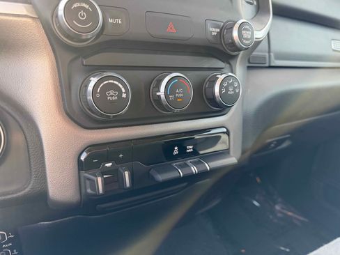 Used 2019 RAM 1500 Big Horn image 24