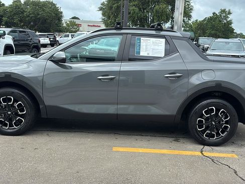 Used 2023 Hyundai Santa Cruz SEL Premium AWD/4WD image 4