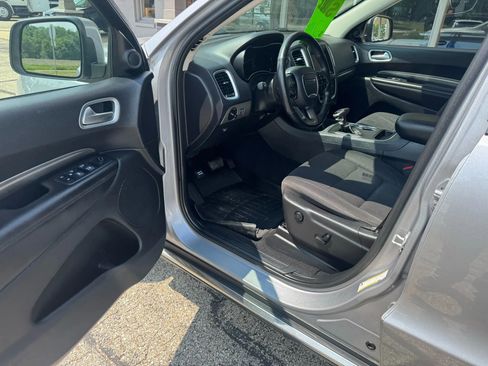 Used 2019 Dodge Durango SXT image 9