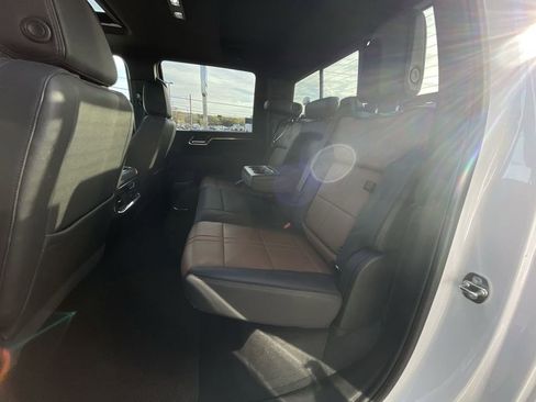 Certified 2024 Chevrolet Silverado 3500 High Country w/ High Country Premium Package AWD/4WD image 24