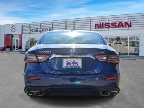 Used 2022 Nissan Maxima SV w/ Floor Mat Group image 7