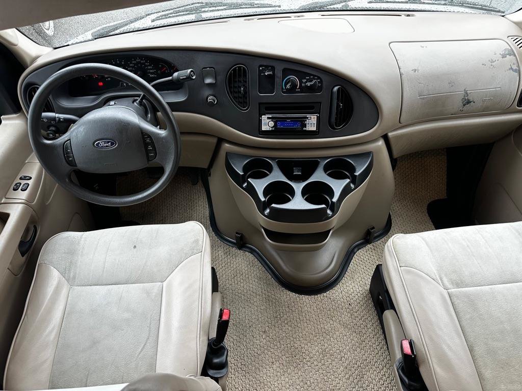 Used 2006 Ford E-450 and Econoline 450 RWD image 8