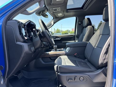 New 2025 Chevrolet Silverado 1500 RST w/ Convenience Package II image 10