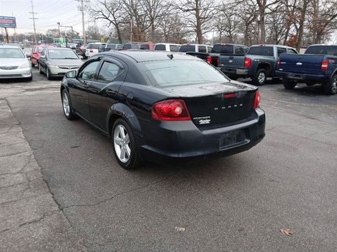 Used 2011 Dodge Avenger Mainstreet FWD image 5