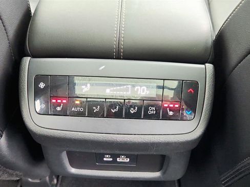 Used 2024 Nissan Pathfinder SL w/ SL Premium Package FWD image 38